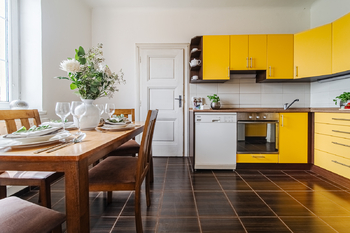 Prodej prostorného a světlého bytu 2+1 s pracovnou, 82 m², v srdci Brna – Merhautova, Zábrdovice - Prodej bytu 2+1 v osobním vlastnictví 82 m², Brno