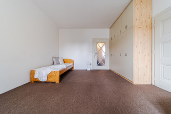 Prodej prostorného a světlého bytu 2+1 s pracovnou, 82 m², v srdci Brna – Merhautova, Zábrdovice - Prodej bytu 2+1 v osobním vlastnictví 82 m², Brno