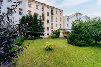 Prodej prostorného a světlého bytu 2+1 s pracovnou, 82 m², v srdci Brna – Merhautova, Zábrdovice - Prodej bytu 2+1 v osobním vlastnictví 82 m², Brno