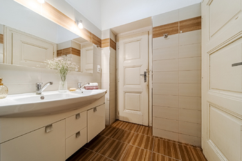 Prodej prostorného a světlého bytu 2+1 s pracovnou, 82 m², v srdci Brna – Merhautova, Zábrdovice - Prodej bytu 2+1 v osobním vlastnictví 82 m², Brno