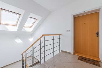 Pronájem bytu 2+kk v osobním vlastnictví 83 m², Praha 8 - Dolní Chabry