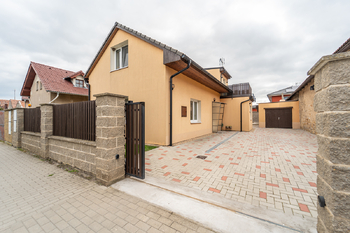 Prodej domu 152 m², Břežany II