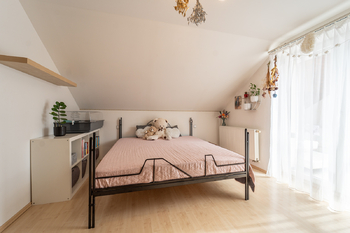 Prodej domu 152 m², Břežany II