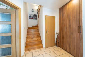 Prodej domu 152 m², Břežany II