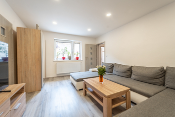 Prodej domu 152 m², Břežany II
