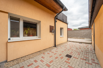Prodej domu 152 m², Břežany II