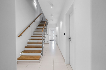 Prodej bytu 5+kk v osobním vlastnictví 172 m², Praha 5 - Smíchov