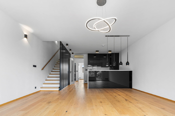 Prodej bytu 5+kk v osobním vlastnictví 172 m², Praha 5 - Smíchov