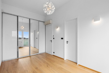 Prodej bytu 5+kk v osobním vlastnictví 172 m², Praha 5 - Smíchov
