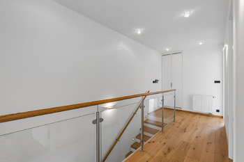 Prodej bytu 5+kk v osobním vlastnictví 172 m², Praha 5 - Smíchov