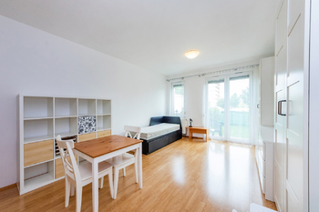 Pronájem bytu 1+kk v osobním vlastnictví 33 m², Praha 5 - Stodůlky