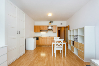 Pronájem bytu 1+kk v osobním vlastnictví 33 m², Praha 5 - Stodůlky