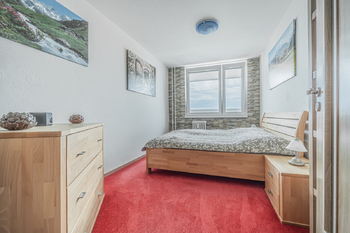 Ložnice - Pronájem bytu 2+kk v osobním vlastnictví 49 m², Praha 10 - Horní Měcholupy