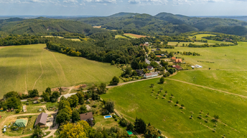 Prodej pozemku 2960 m², Blatce