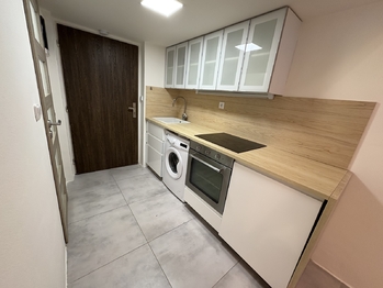Pronájem bytu 1+kk v osobním vlastnictví 27 m², Praha 6 - Ruzyně
