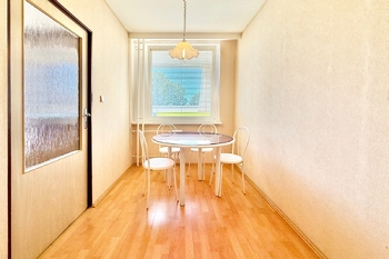 kuchyně - Prodej bytu 3+1 v osobním vlastnictví 81 m², Praha 5 - Stodůlky