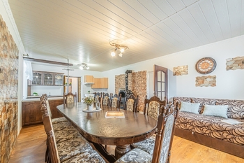 Obývací pokoj - Prodej chaty / chalupy 199 m², Vraný