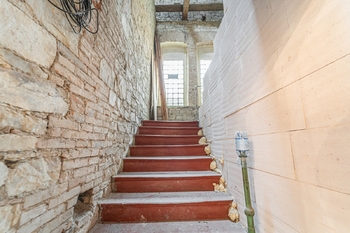 Schodiště do 2.NP - Prodej chaty / chalupy 199 m², Vraný