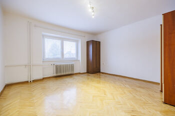 ložnice 1.NP - Pronájem domu 205 m², Nový Malín