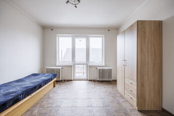 ložnice 2.NP - Pronájem domu 205 m², Nový Malín