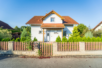 Prodej domu 143 m², Dolní Bousov