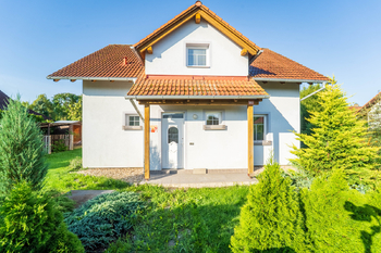 Prodej domu 143 m², Dolní Bousov