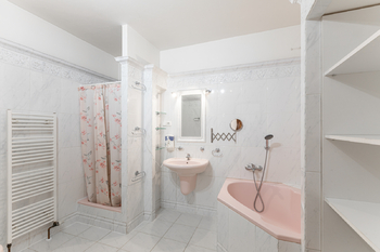 Prodej bytu 3+kk v osobním vlastnictví 89 m², Praha 10 - Strašnice