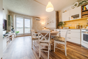Prodej bytu 3+kk v osobním vlastnictví 67 m², Oslavany