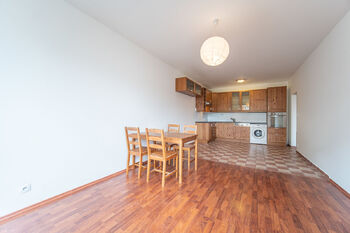 Pronájem bytu 2+kk v osobním vlastnictví 51 m², Praha 9 - Vysočany