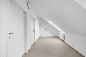 Pronájem bytu 4+1 v osobním vlastnictví 109 m², Luštěnice