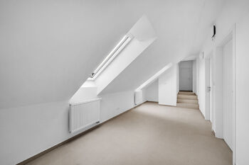 Pronájem bytu 4+1 v osobním vlastnictví 109 m², Luštěnice