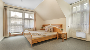 Prodej ubytovacího zařízení 1200 m², Hatín