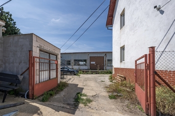 Prodej výrobních prostor 600 m², Štětí