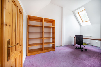 Prodej bytu 6 a více v osobním vlastnictví 144 m², Karlovy Vary
