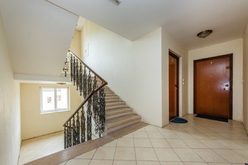 Prodej bytu 2+kk v osobním vlastnictví 44 m², Praha 7 - Holešovice
