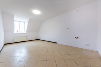 Prodej bytu 2+kk v osobním vlastnictví 44 m², Praha 7 - Holešovice