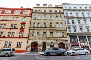 Prodej bytu 2+kk v osobním vlastnictví 44 m², Praha 7 - Holešovice