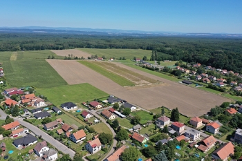 Prodej pozemku 520 m², Vysoké Chvojno