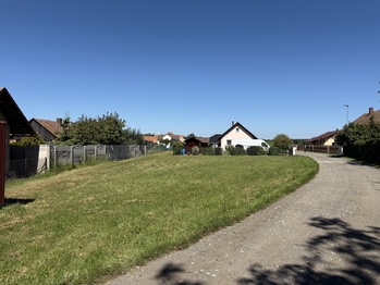 Prodej pozemku 520 m², Vysoké Chvojno