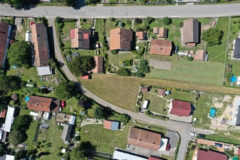 Prodej pozemku 520 m², Vysoké Chvojno