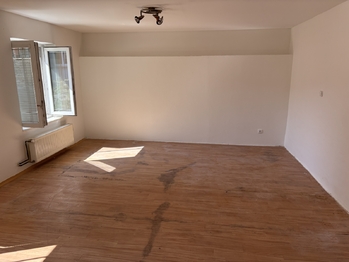 Prodej bytu 3+1 v osobním vlastnictví 86 m², Znojmo