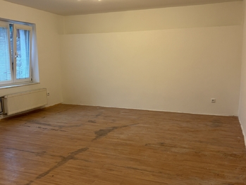 Prodej bytu 3+1 v osobním vlastnictví 86 m², Znojmo