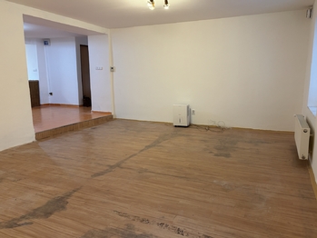Prodej bytu 3+1 v osobním vlastnictví 86 m², Znojmo