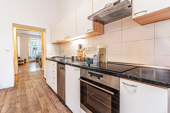 Kuchyně - Pronájem bytu 3+1 v osobním vlastnictví 95 m², Praha 2 - Vinohrady 