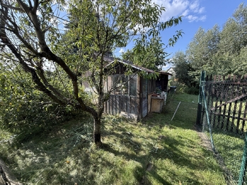 Prodej pozemku 279 m², Hostomice