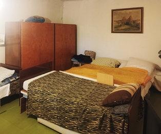Pokoj - Prodej domu 58 m², Břežany