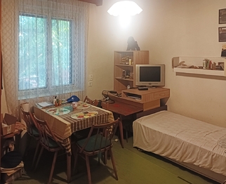 Pokoj - Prodej domu 58 m², Břežany