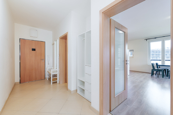 Pronájem bytu 2+kk v osobním vlastnictví 60 m², Praha 9 - Střížkov
