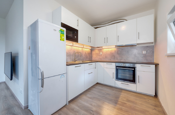 Pronájem bytu 2+kk v osobním vlastnictví 60 m², Praha 9 - Střížkov