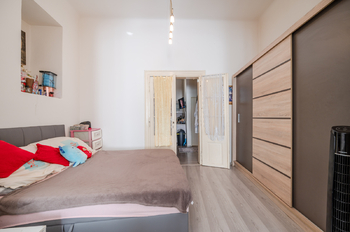 Prodej bytu 3+kk v osobním vlastnictví 76 m², Praha 5 - Smíchov